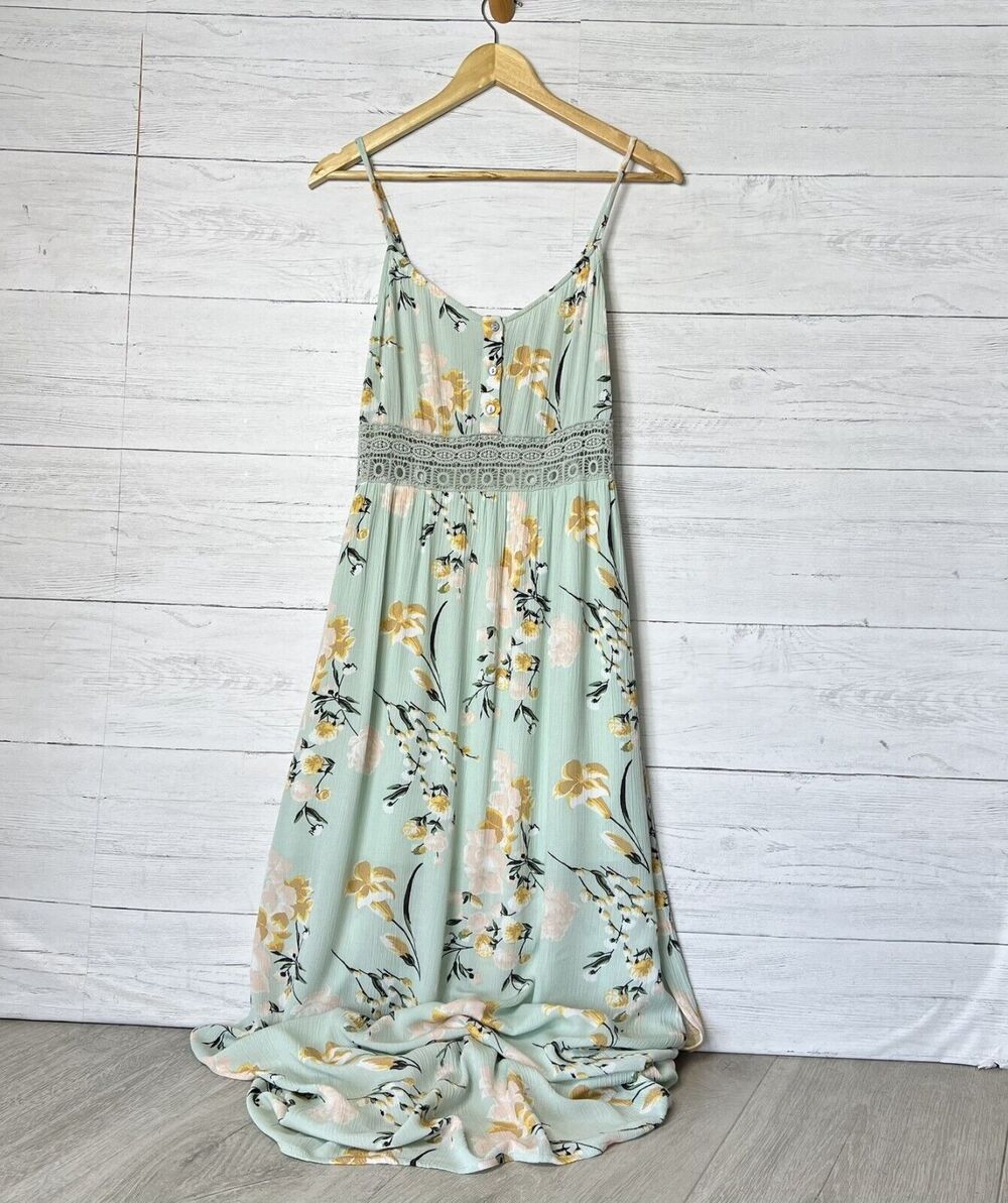 Forever 21 Dress Womens Size Medium Mint Green Embroidered Peek-a-Boo Waist